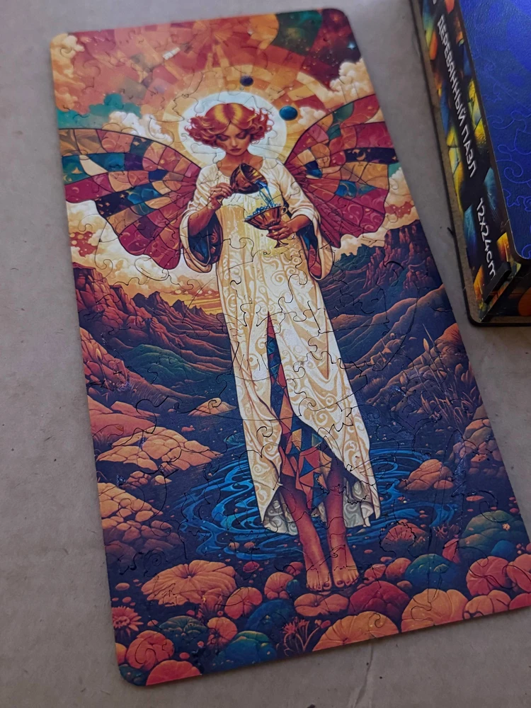 Собранный деревянный пазл карта Таро